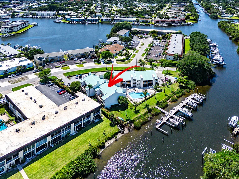 412 Southwind Dr #B2 — Photo 4