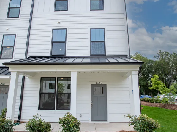 15306 Ballancroft Pkwy, Charlotte, NC 28277