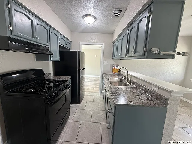4911 Tennyson Dr — Photo 5