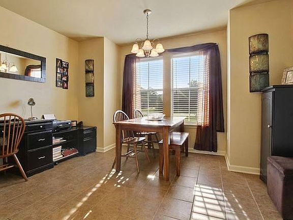 4th image of 12241 Creekside Dr