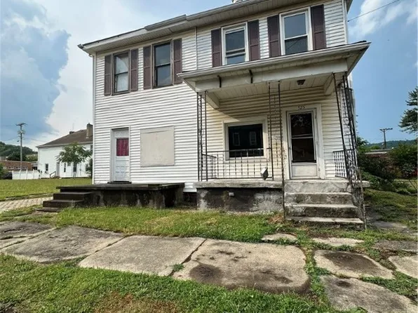 525-527 Ross St, Steubenville, OH 43952