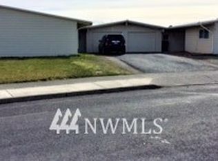 415/417 Offutt Dr, Moses Lake, WA 98837