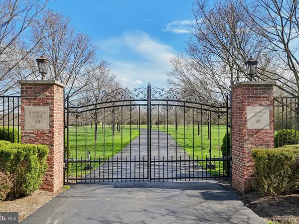 88 Elm Ridge Rd, Princeton, NJ 08540