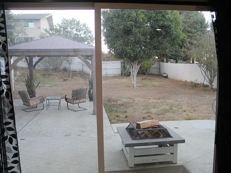 215 Almond St — Photo 23