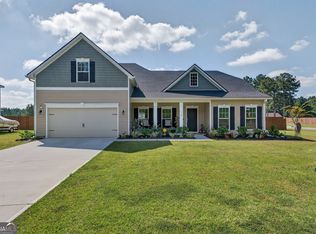 114 Bowline Ln, Kingsland, GA 31548