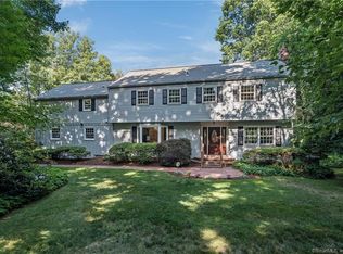 3 Westview Dr, Collinsville, CT 06019