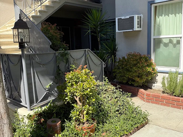 5325 Radford Ave #5 — Photo 15