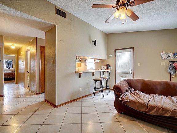 5th image of 1803 Magnolia Dr #B