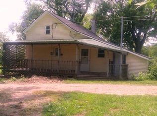 8763 E Cole Rd, Durand, MI 48429