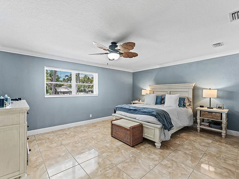 4481 SW 37th Ave — Photo 20