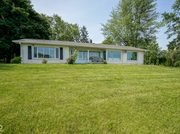 2942 Hilltop Ct, Anderson, IN 46013