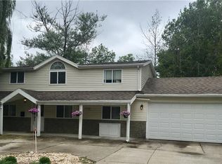 1112 Nash Rd, North Tonawanda, NY 14120