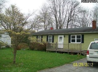 17925 Glendale Ave, Lake Milton, OH