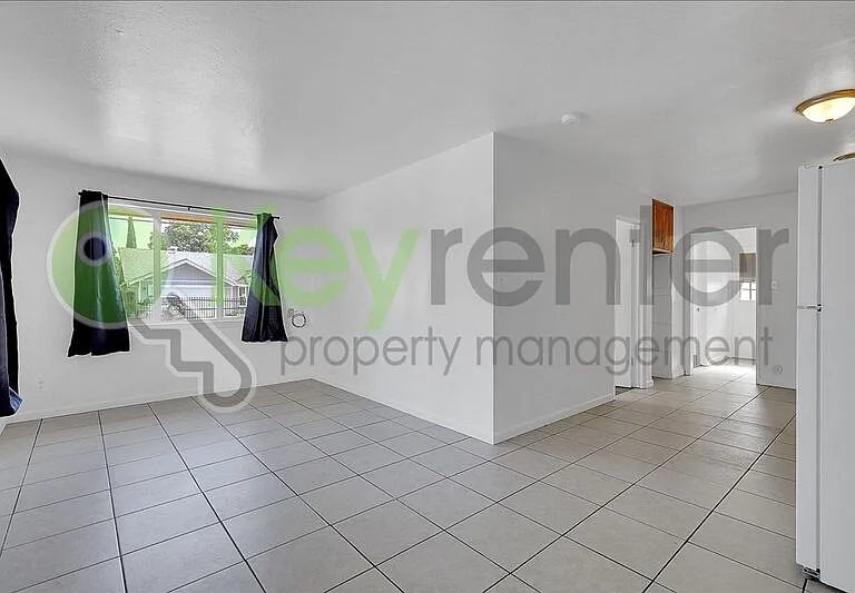 4806 Yosemite Ave #A — Photo 3