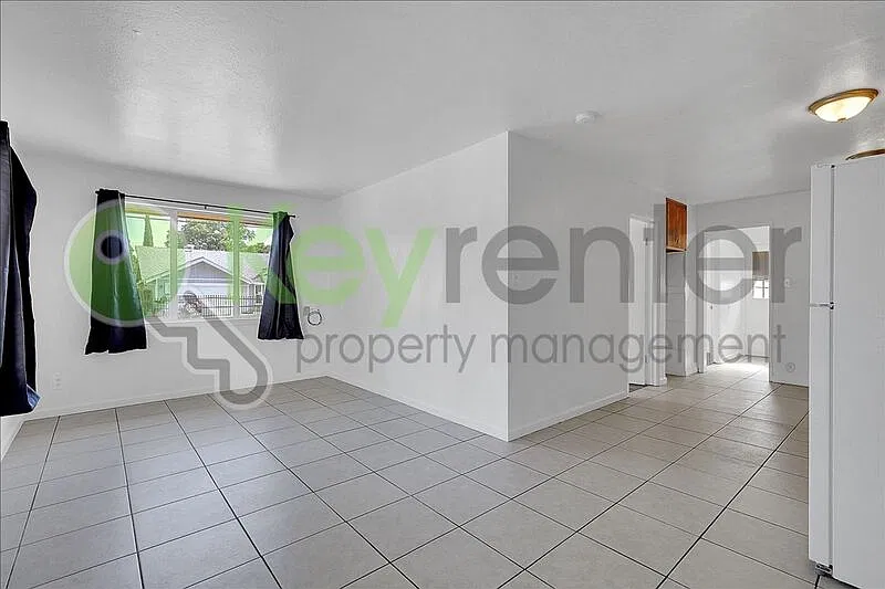 4806 Yosemite Ave #A