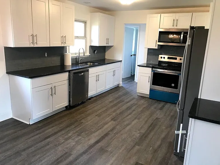 219 Hempt Rd — Photo 10
