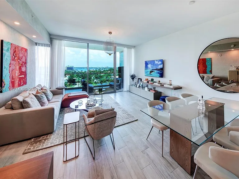 10201 Collins Ave #804 — Photo 3