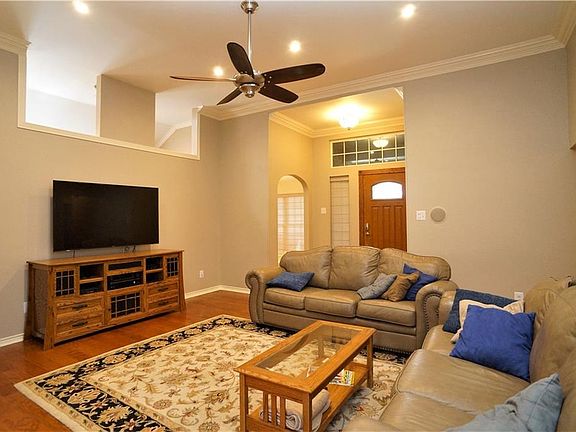 4th image of 1712 Windmire Dr