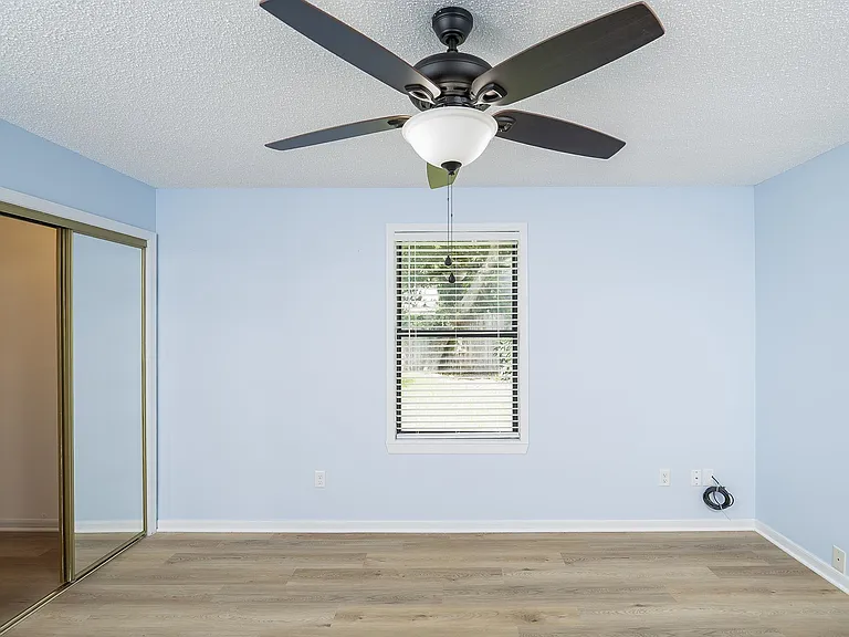 140 Bonita Rd — Photo 17