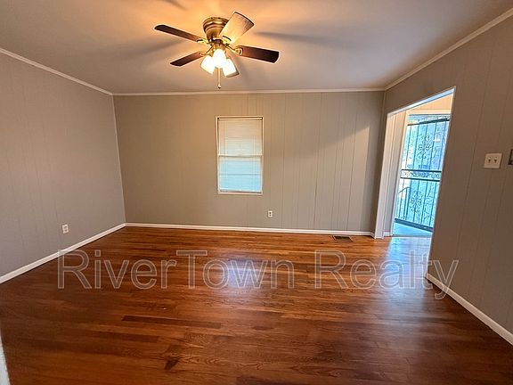 2nd image of 4072 Grey Rd