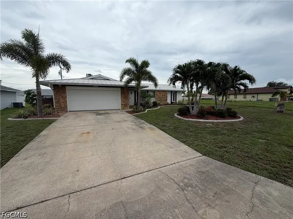 2121 SE 1st Ter, Cape Coral, FL 33990