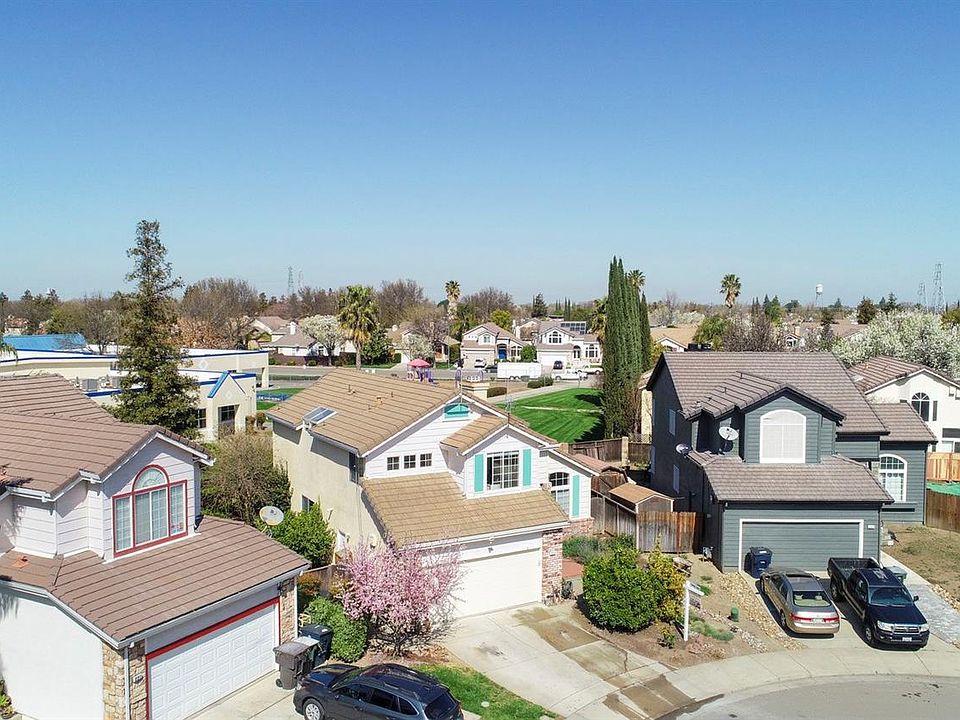 1st image of 211 King Arthur Ct