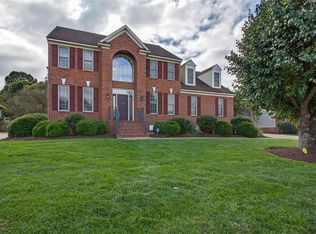 407 Honeysuckle Ln, Yorktown, VA 23693