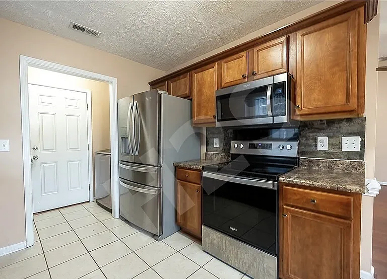 1476 Aultroy Dr — Photo 4