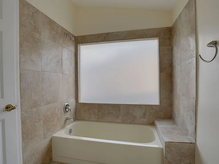 5212 Abelia Dr — Photo 13