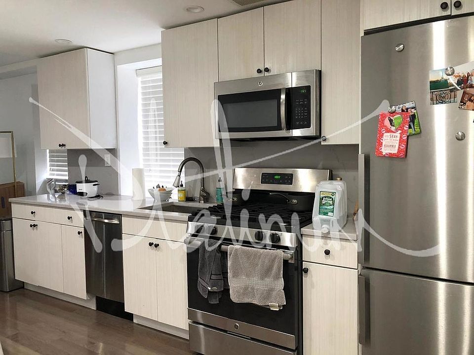 1st image of 86 E 7th St APT 4