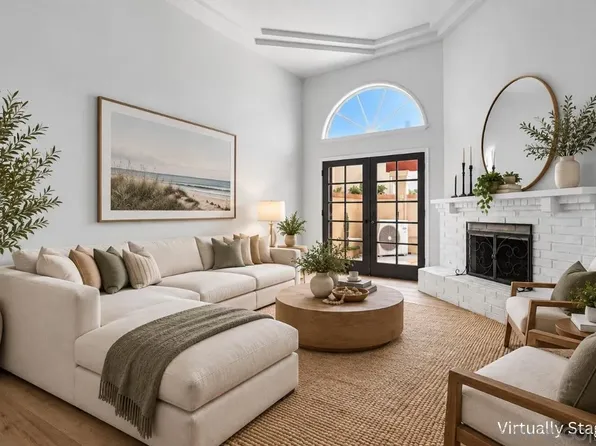2565 Navarra Dr Unit B, Carlsbad, CA 92009