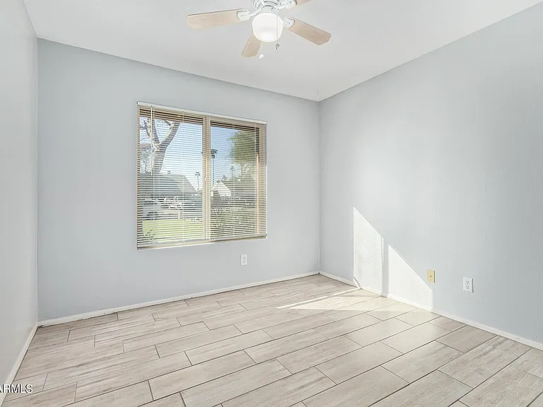 14237 N 41st Dr — Photo 9