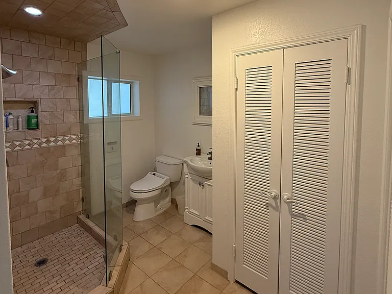 131 Foster Rd — Photo 16