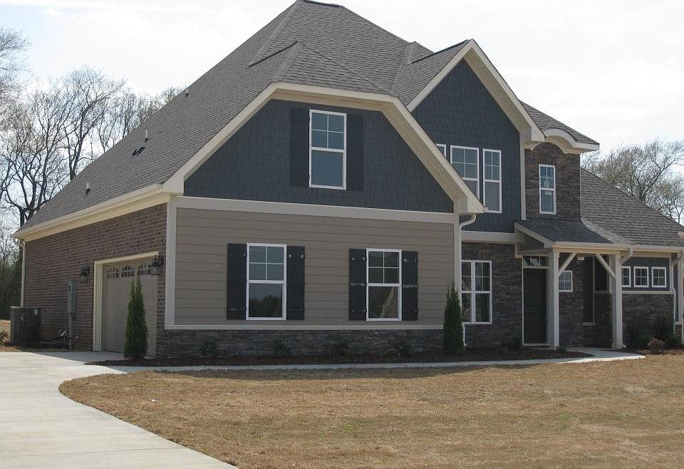 1st image of 113 Carlton Cash Dr