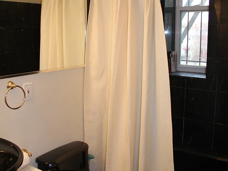 1423 R St NW #305 — Photo 7