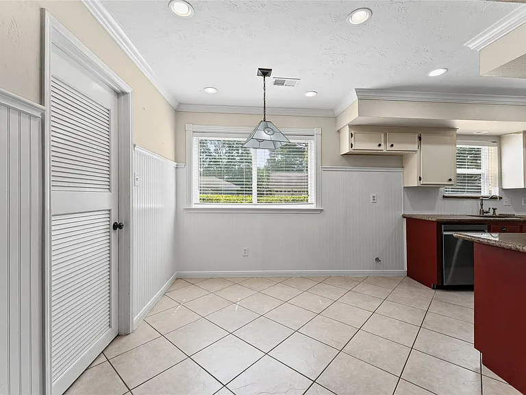 3202 Greenham Ct — Photo 8