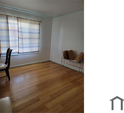 5th image of 46 Carrizal St