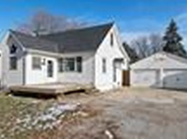 209 NE Main St, Grimes, IA 50111