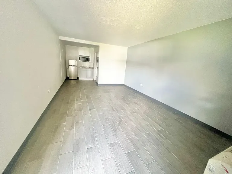 Elite Living Residences — Photo 4