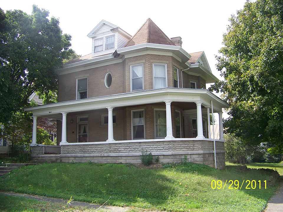 1st image of 15 N Oak St