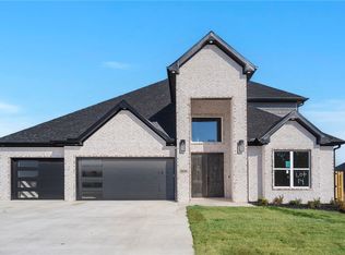 1830 Peacock Rd, Centerton, AR 72719