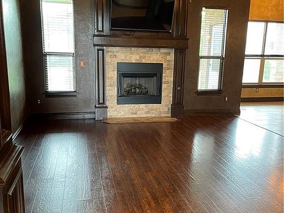 3rd image of 2733 Ryder Dr