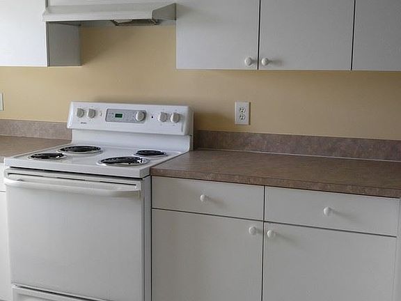 5th image of 721 SW 36th St APT 101