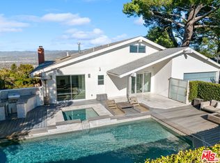 7377 Pyramid Pl, Los Angeles, CA 90046
