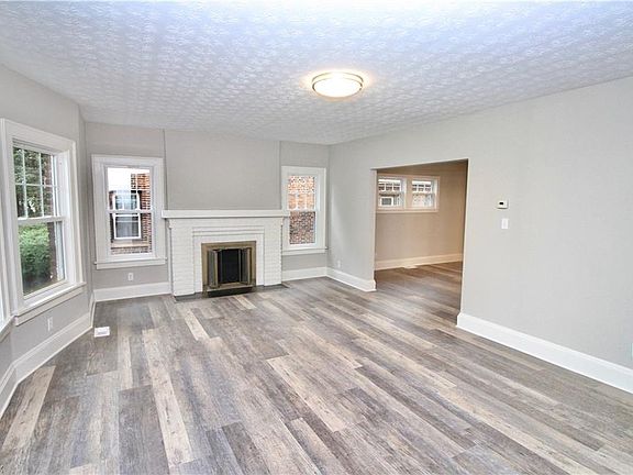 4th image of 3125 Euclid Heights Blvd