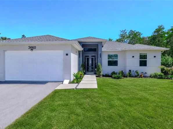 3660 39th Ave NE, Naples, FL 34120