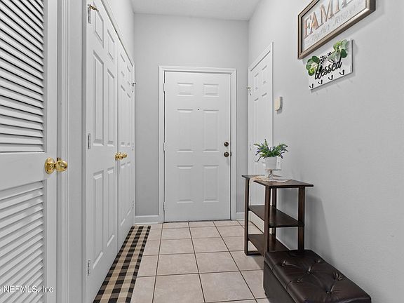 4th image of 10550 BAYMEADOWS Road #121