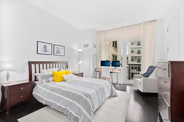 Rented by Corcoran | media 12