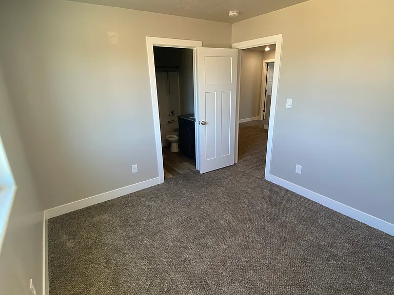 1645 N 3200 W — Photo 18
