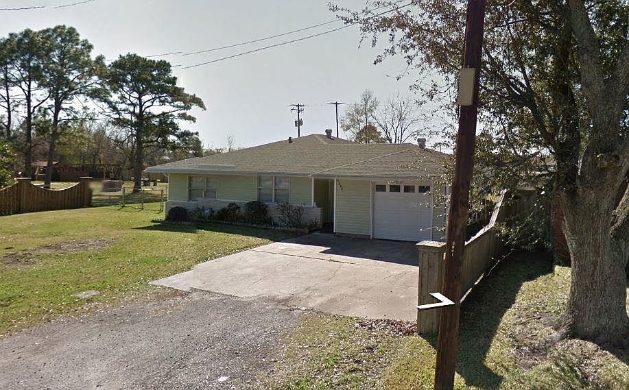 1st image of 3825 Lansing Ave
